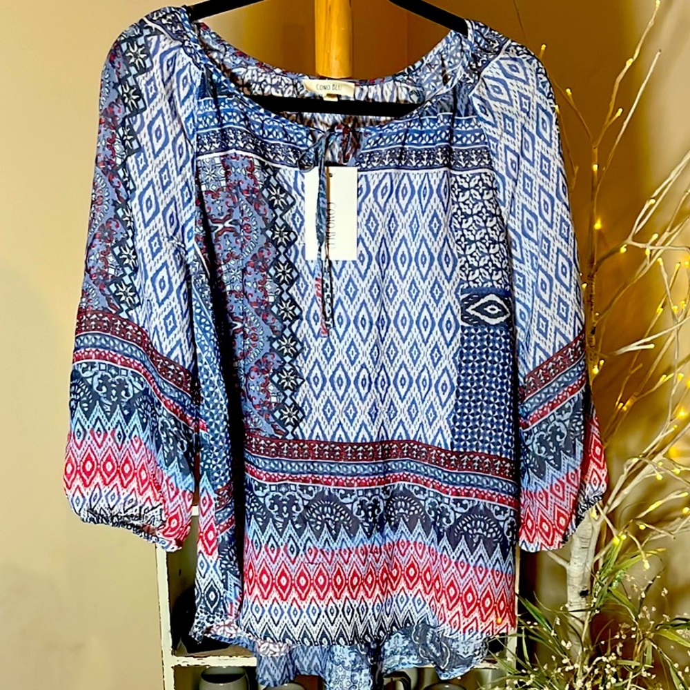 💙NWT COMO BLUE M beautiful floaty Boho crewneck top w/tie. Balloon sleeves.
